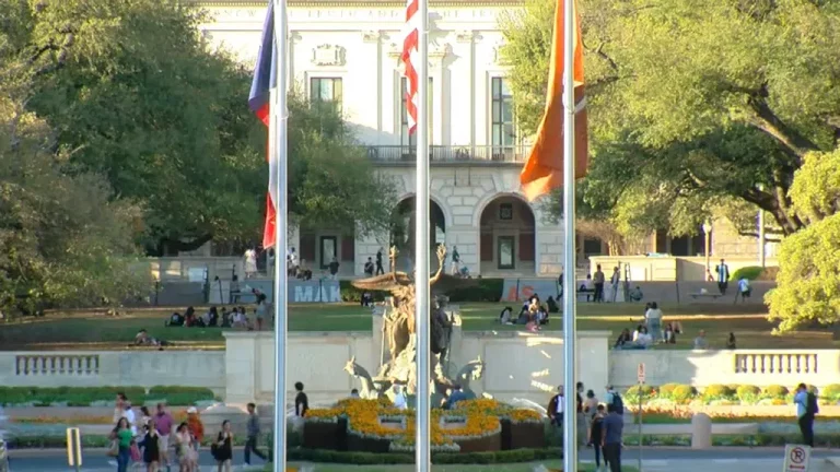 By Stephanie Becerra / (Photo: CBS Austin)
