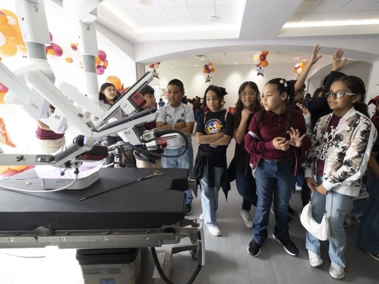 Elementary, middle, and high school students attended a Robotics Day & Healthcare Careers Fair at South Texas Health System in Edinburg. (Photo courtesy: STHS)