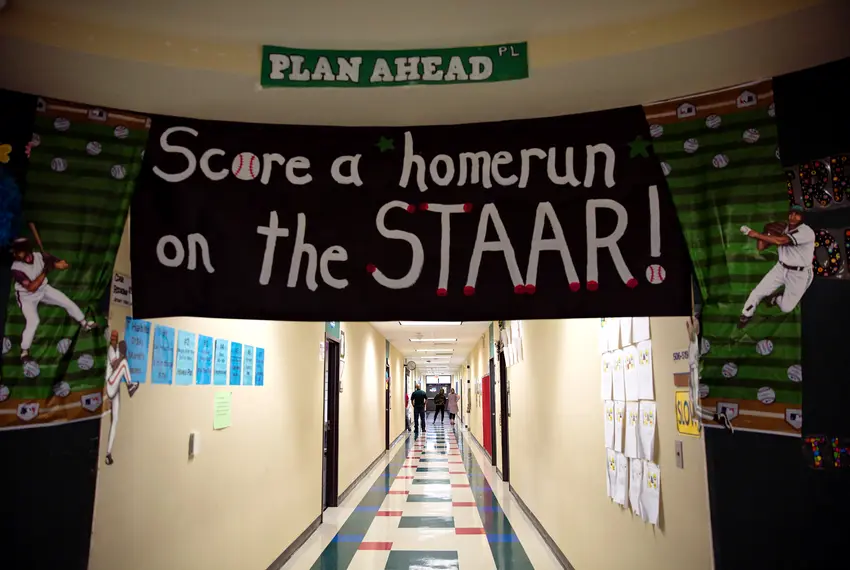 STAAR themed decorations adorn the hallways of Wharton Elementary School in Wharton on April 21, 2018. Lawmakers failed to approve a bill to eliminate the STAAR test during the legislative session. Credit: Pu Ying Huang for The Texas Tribune